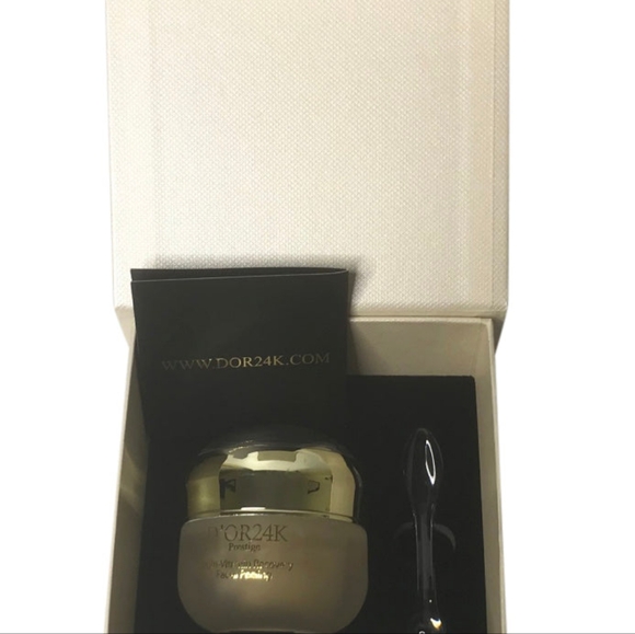 D'OR24K Prestige Endless Beauty Multi Vit Recovery Facial Peel 50 ML 1.7 Oz NIB - Picture 3 of 4